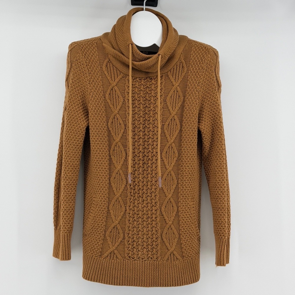 L.L. Bean Signature cowl neck Sweater Womens M Fisherman Cable Knit Casual